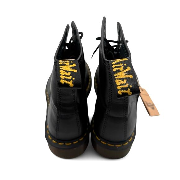 Doc Martens 11822 The ORIGINAL Black Leather AirWair 8-Eye size 8M /10W NEW - Picture 3 of 8